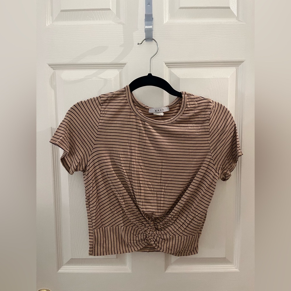 Like new: gaze strip crop top, size large